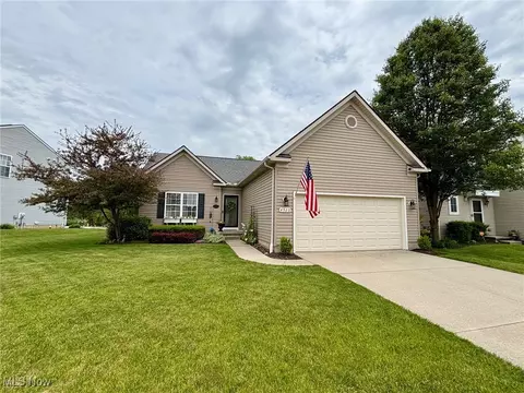 Exterior - 4520 Ledge Ct, Kent, OH 44240 photo 2 of 8