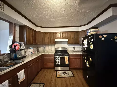 1877-1879 E 34th St, Lorain, OH 44055 photo 5