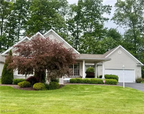 5228 Nashua Dr, Austintown, OH 44515