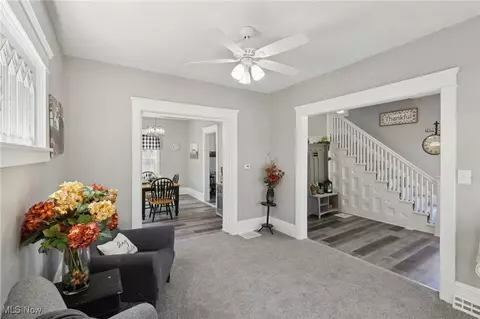Entry Way - 932 W 43rd St, Ashtabula, OH 44004 photo 5 of 12