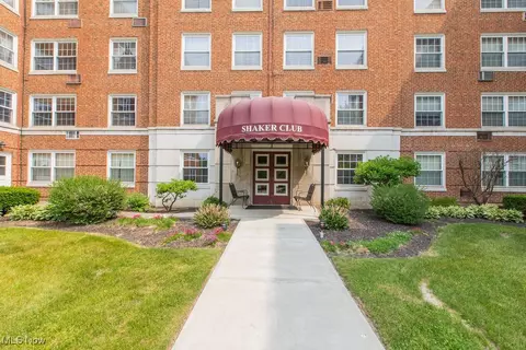 19101 Van Aken Blvd #218, Shaker Heights, OH 44122