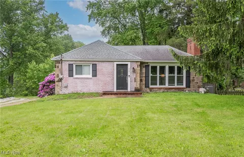 4061 Manchester Rd, Akron, OH 44319