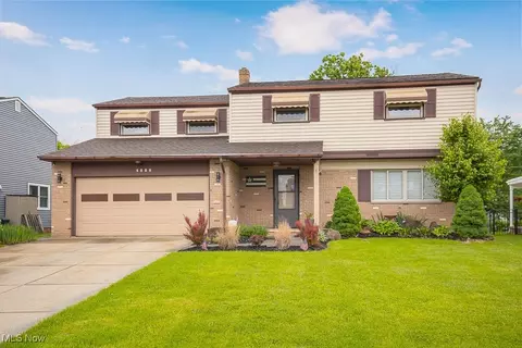4525 Woodrow Ave, Parma, OH 44134