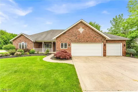 5327 Jaycox Rd, North Ridgeville, OH 44039