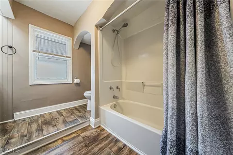 803 East Ave, Elyria, OH 44035 photo 20