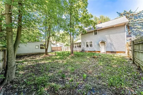 803 East Ave, Elyria, OH 44035 photo 29