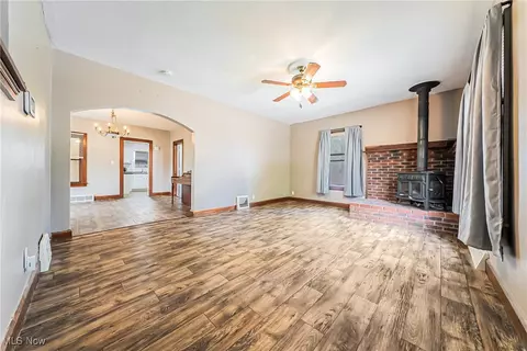803 East Ave, Elyria, OH 44035 photo 4