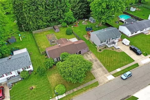 View/Area - 172 Camrose Dr, Niles, OH 44446 photo 1 of 3