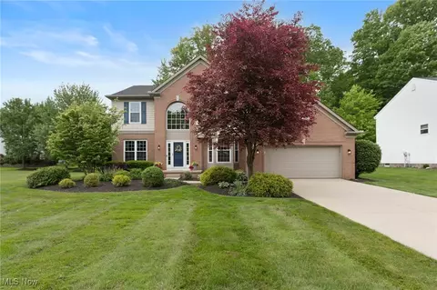 1710 Pinebark Pl, Twinsburg, OH 44087