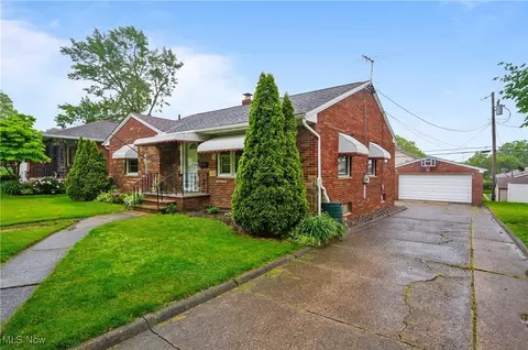 304 E Dresden Ave, Akron, OH 44301 photo 2