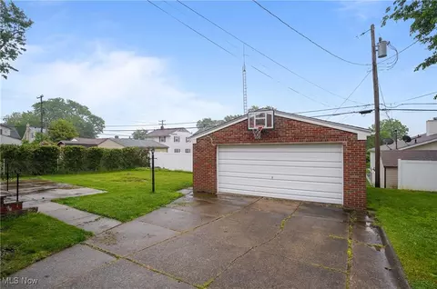 304 E Dresden Ave, Akron, OH 44301 photo 24