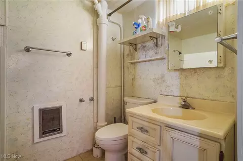 304 E Dresden Ave, Akron, OH 44301 photo 22