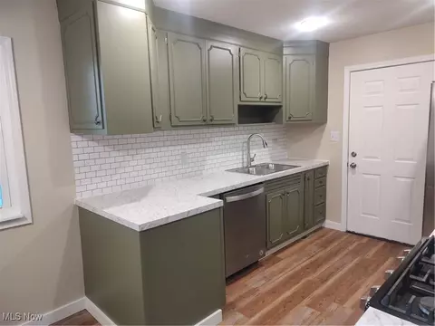 Kitchen - 1750 Trinity Rd, Madison, OH 44057 photo 1 of 1