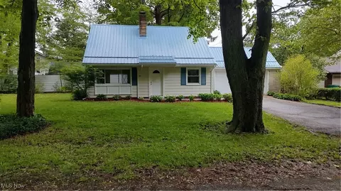 Exterior - 1750 Trinity Rd, Madison, OH 44057 photo 3 of 7
