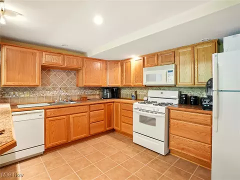 4300 Wade Ave, Ashtabula, OH 44004 photo 32