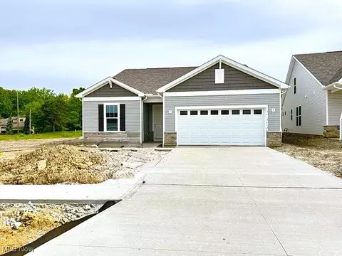 423 Clipper Ct, Avon Lake, OH 44012