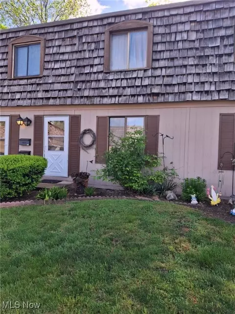 1651 Mentor Ave #810, Painesville, OH 44077
