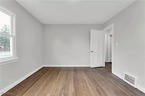 Other - 860 E 260th St, Euclid, OH 44132 photo 2 of 6