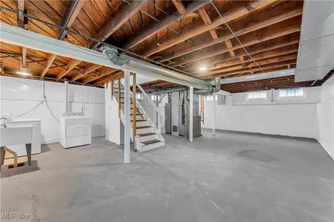 Other - 860 E 260th St, Euclid, OH 44132 photo 5 of 6