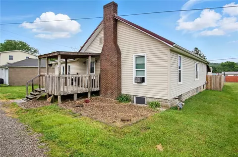 618 Market St, Philo, OH 43771 photo 4