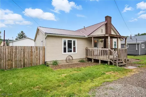 618 Market St, Philo, OH 43771 photo 3