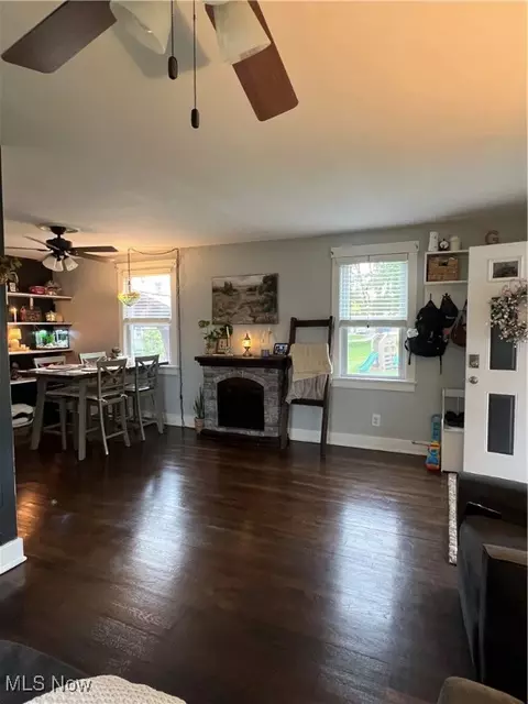 724 8th St, Struthers, OH 44471 photo 11