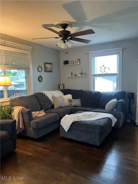 724 8th St, Struthers, OH 44471 photo 10
