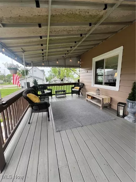 724 8th St, Struthers, OH 44471 photo 6