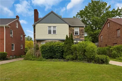 3385 Rosedale Rd, Cleveland Heights, OH 44112