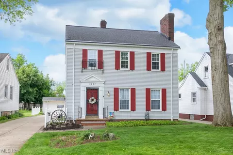 8223 Bauerdale Ave, Parma, OH 44129