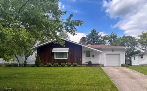 1140 Inverness Ave, Youngstown, OH 44502