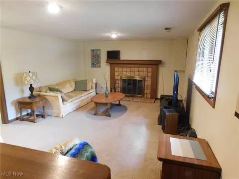 721 Ivan Dr, Kent, OH 44240 photo 28