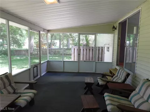 721 Ivan Dr, Kent, OH 44240 photo 12