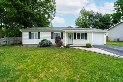 1298 Elberon Ave, Salem, OH 44460