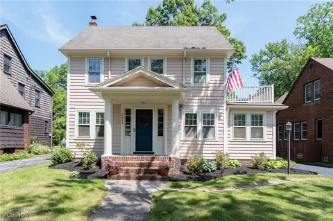 2633 Canterbury Rd, Cleveland Heights, OH 44118