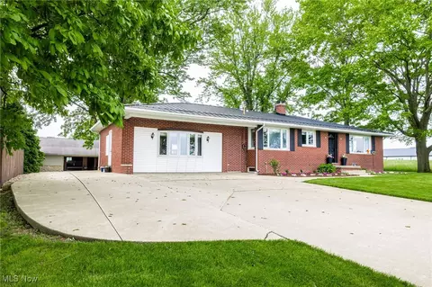 13421 Western Rd, Apple Creek, OH 44606