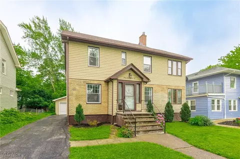 3296 Berkeley Rd, Cleveland Heights, OH 44118