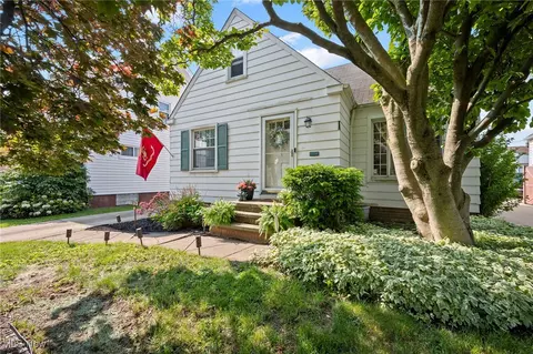 14113 Elsetta Ave, Cleveland, OH 44135