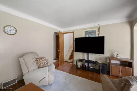 5125 Arch St, Maple Heights, OH 44137 photo 6