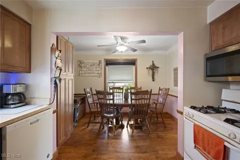 5125 Arch St, Maple Heights, OH 44137 photo 7