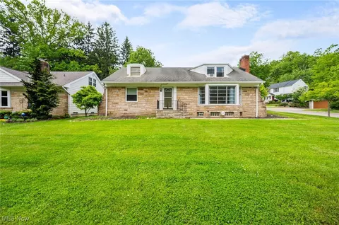 1572 S Belvoir Blvd, South Euclid, OH 44121