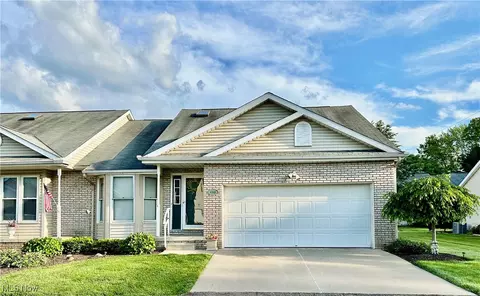 4748 Preserve Dr NW, Canton, OH 44708