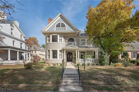 316 Fifth St, Marietta, OH 45750