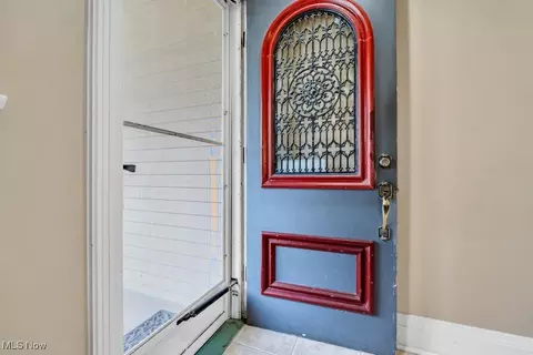 Entry Way - 160 Beech St, Berea, OH 44017 photo 12 of 12