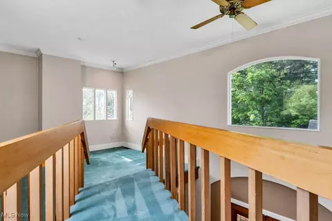 Entry Way - 160 Beech St, Berea, OH 44017 photo 8 of 12