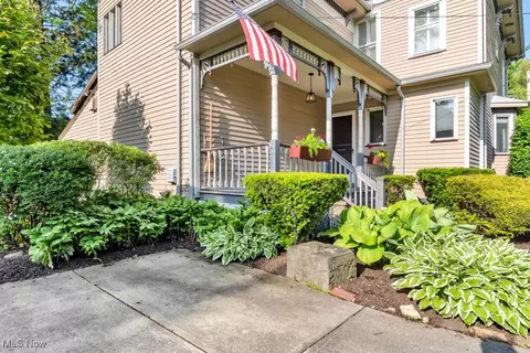 Exterior - 160 Beech St, Berea, OH 44017 photo 7 of 9