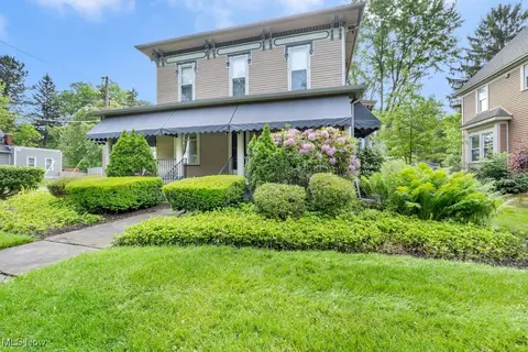 160 Beech St, Berea, OH 44017
