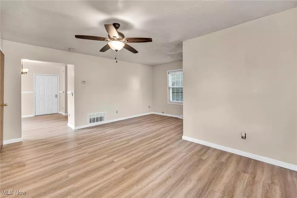 Living - 8620 Bicentennial Pl, Cleveland, OH 44106 photo 4 of 5
