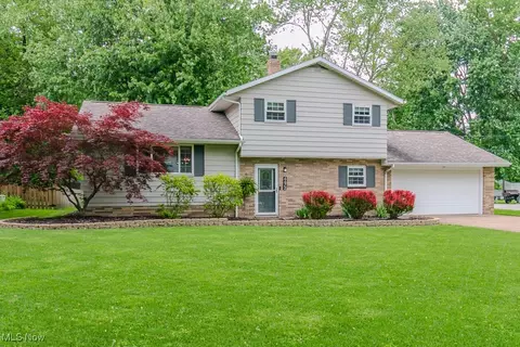 6672 Oakdale Rd, Mentor, OH 44060