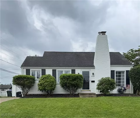 333 Delaware Ave NE, Massillon, OH 44646